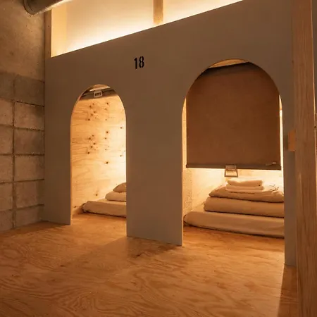 Ishigaki Guesthouse Hive-2