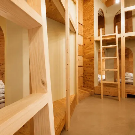 Ishigaki Guesthouse Hive-3
